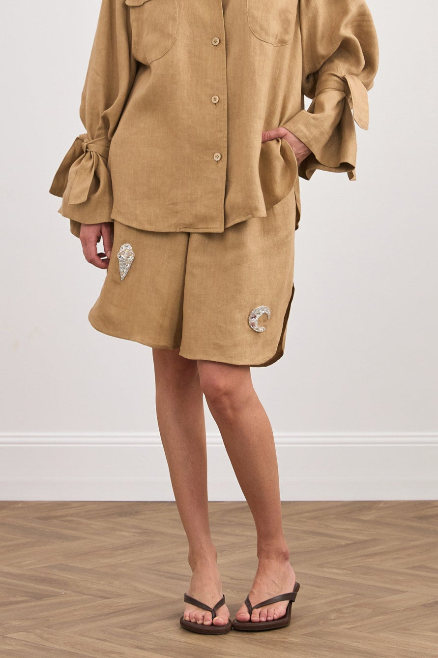 Hand-embroidered linen shorts