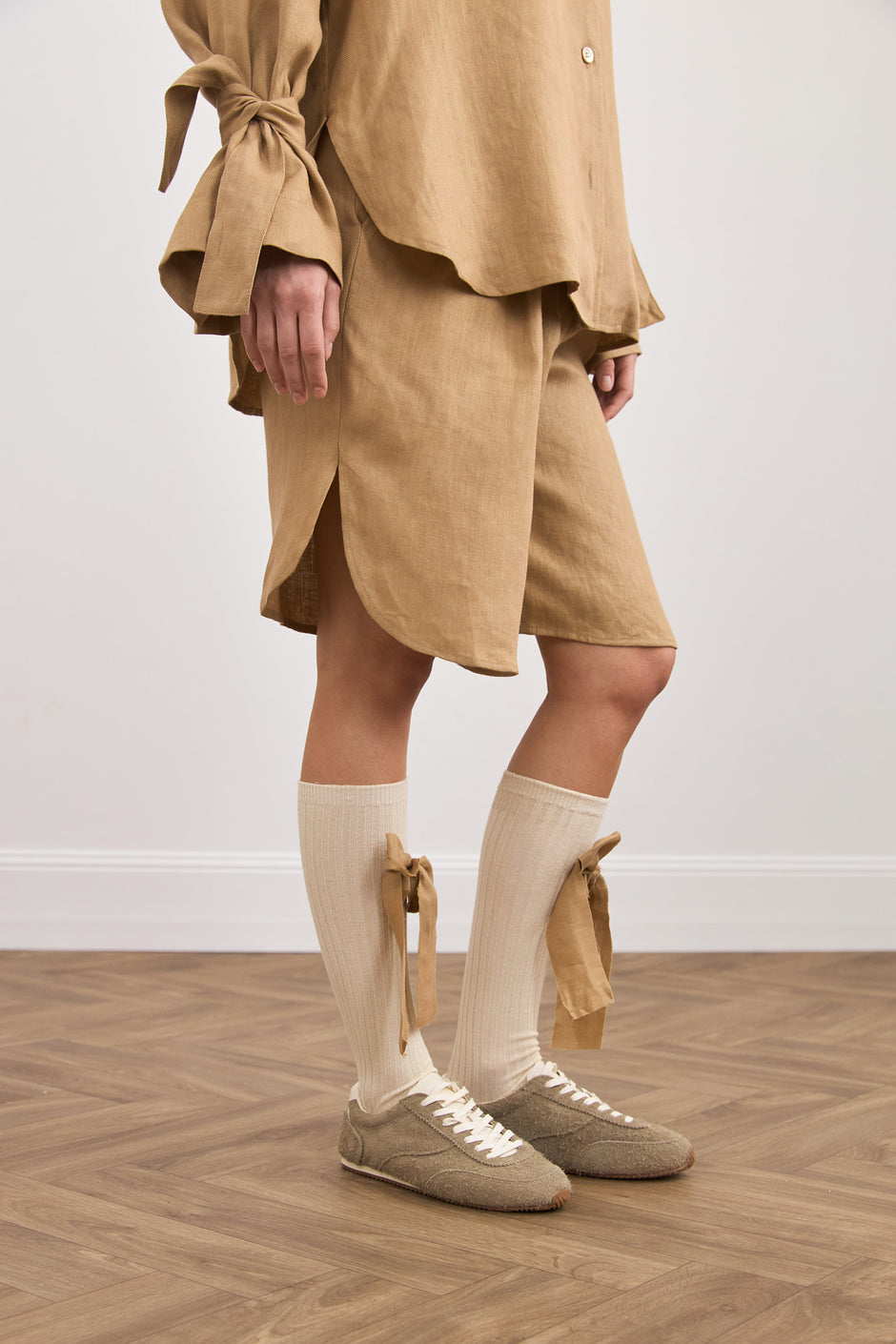 Linen wide-leg shorts