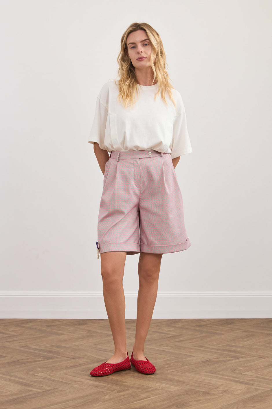 Check illusion shorts