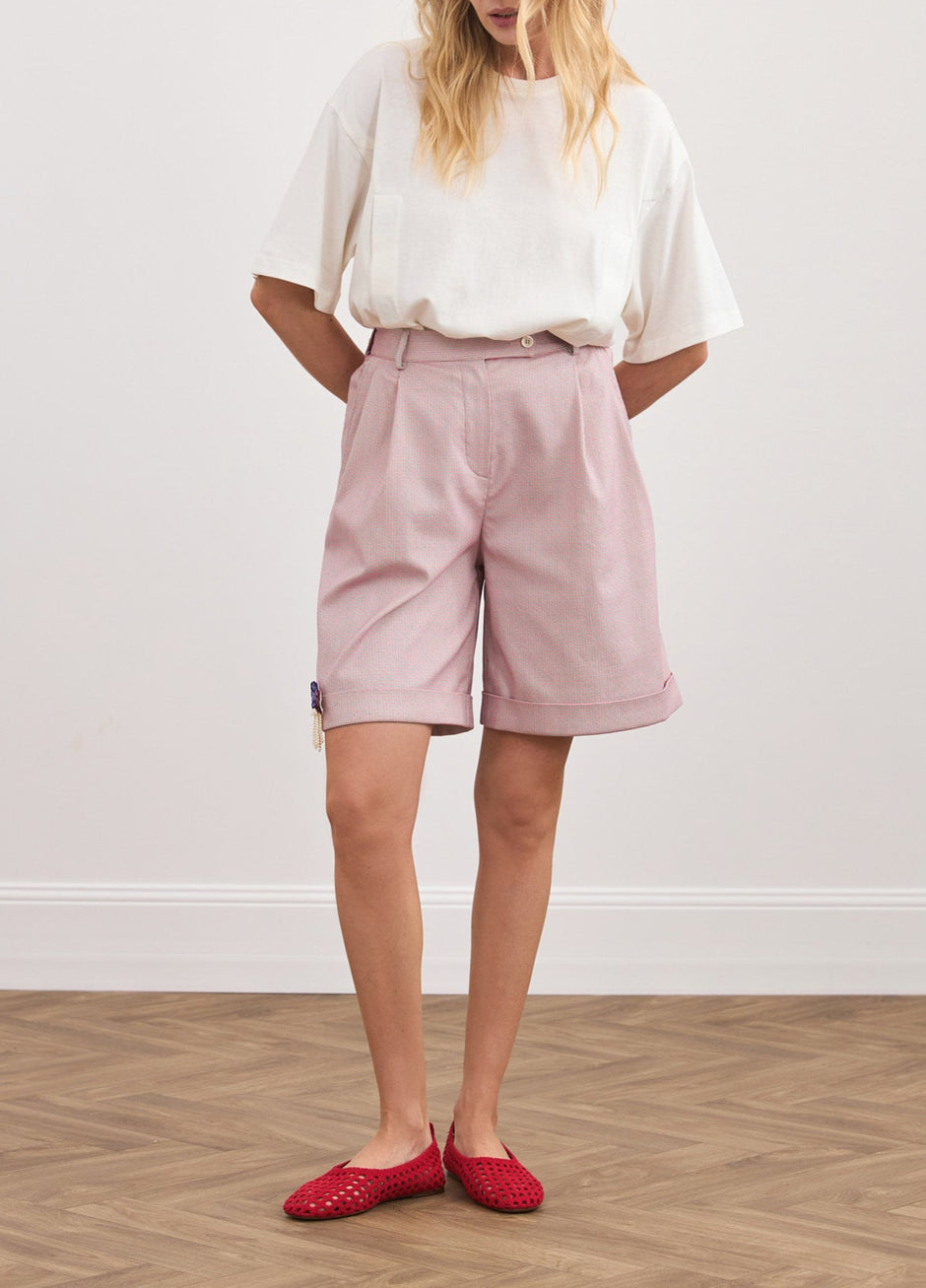 Check illusion shorts