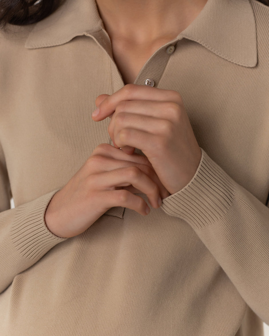 Comfort fit polo sweater