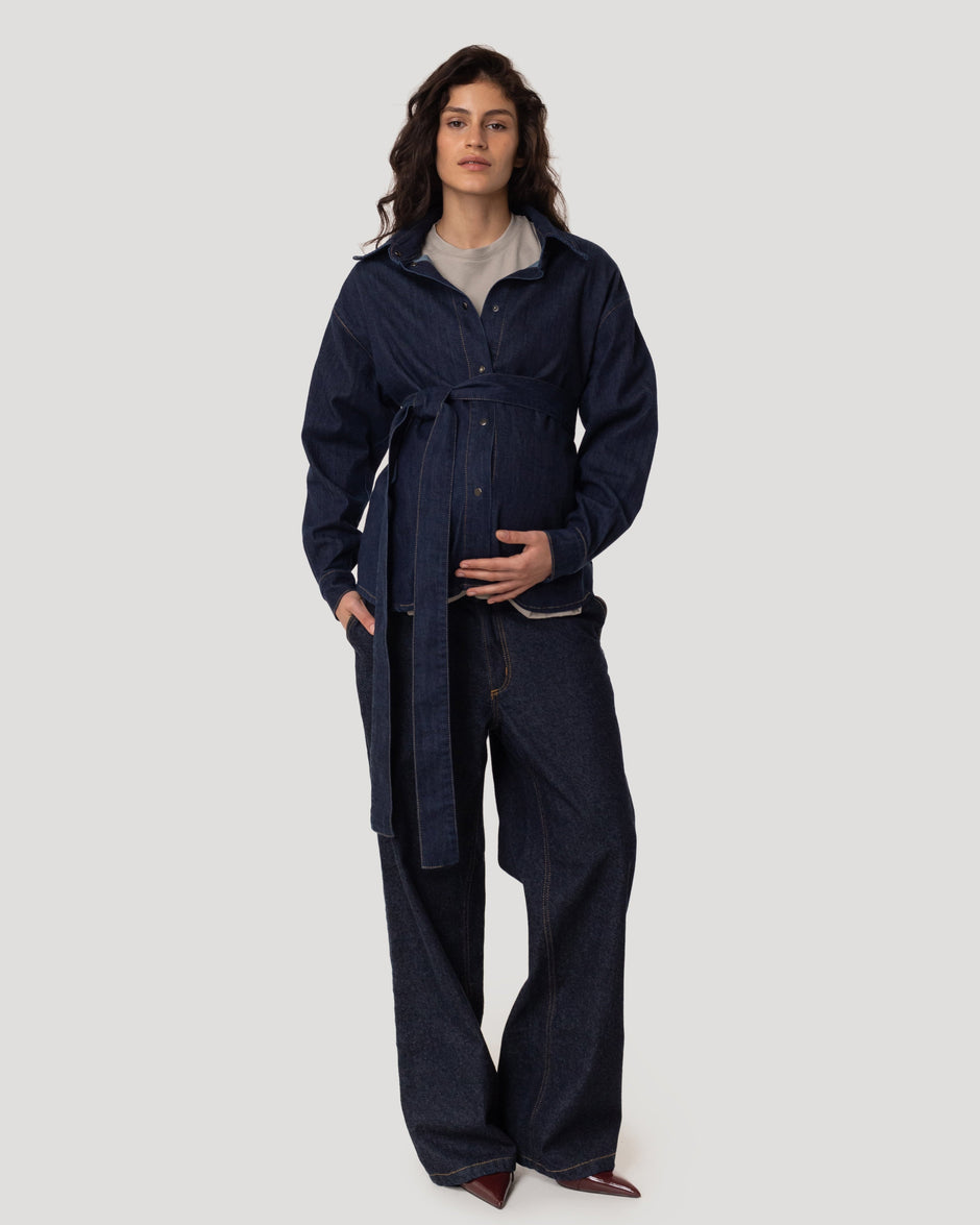 Adjustable fit indigo jeans