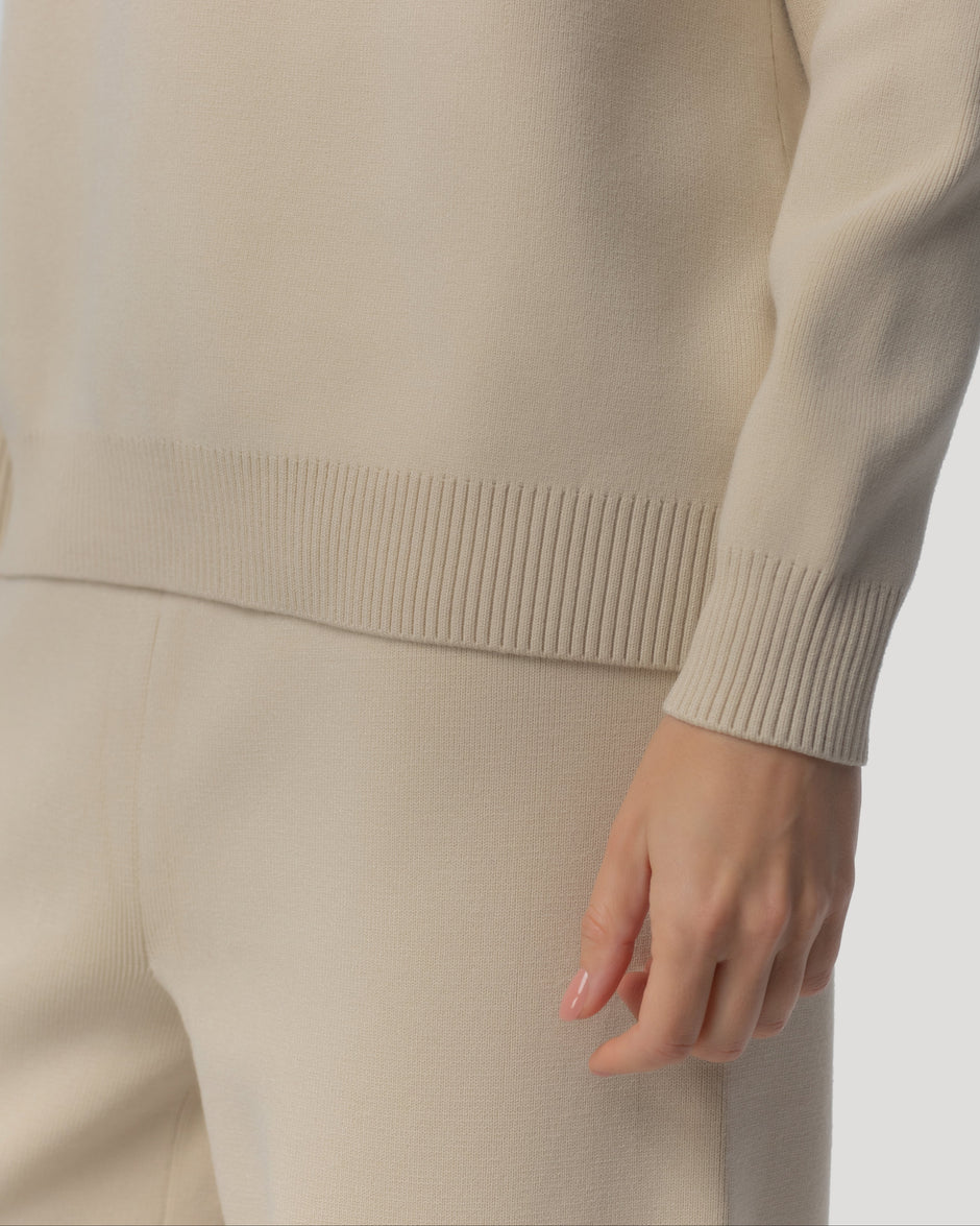 Comfort fit polo sweater